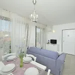 アパートホテル Serenella