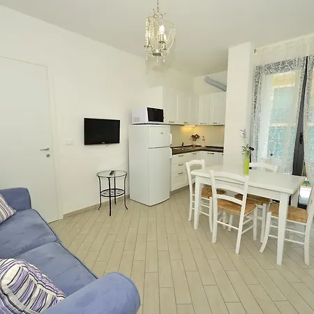 Lejlighedshotel Serenella 3*