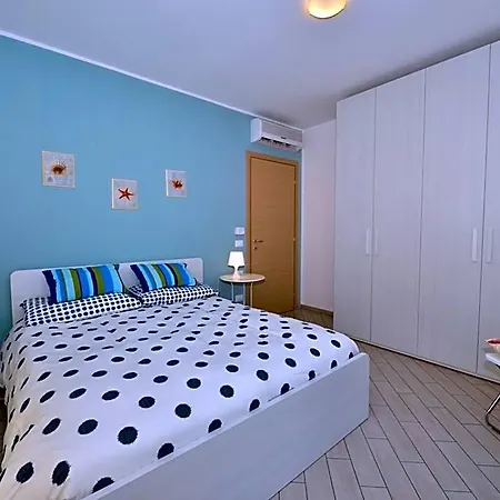 Serenella Aparthotel 3*