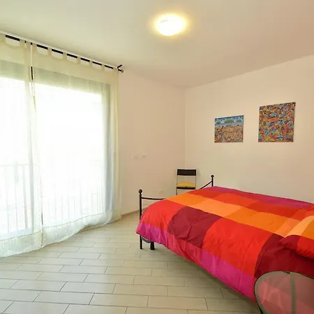 Aparthotel Residenza Serenella 3*
