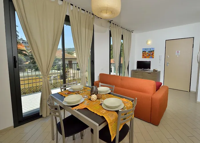 Aparthotel Residenza Serenella 3*