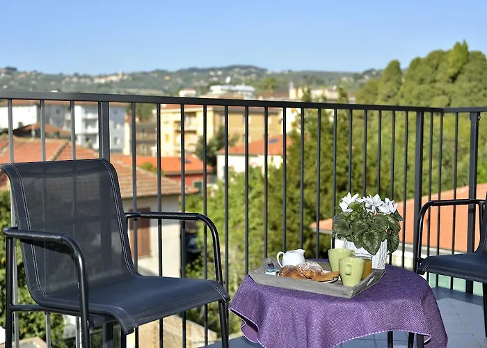 Aparthotel Residenza Serenella 3*